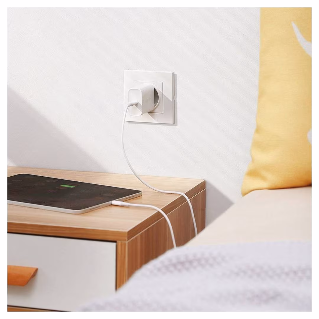 UGREEN 70161 Fast USB Charger 30W USB-C Power Delivery Quick Charge 4.0 Price in Jordan UGREEN 70161 Fast USB Charger 30W USB-C Power Delivery Quick Charge 4.0 - Buy Online in Jordan | OfficeJo
