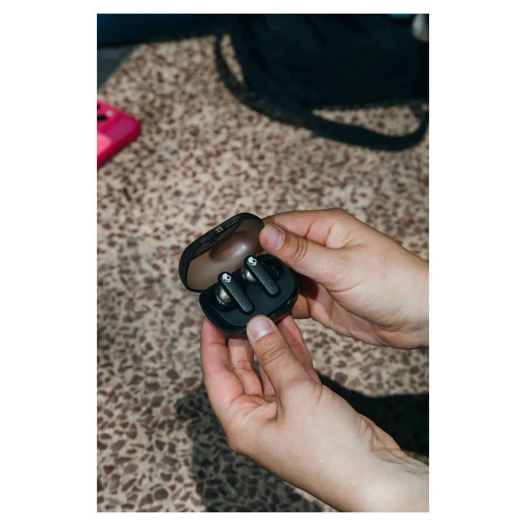 Skullcandy Smokin Buds True Wireless Earbuds – Bluetooth 5.2, 20Hr Battery, Rapid Charge Price in Jordan Skullcandy Smokin Buds True Wireless Earbuds – Bluetooth 5.2, 20Hr Battery, Rapid Charge - Buy Online in Jordan | OfficeJo